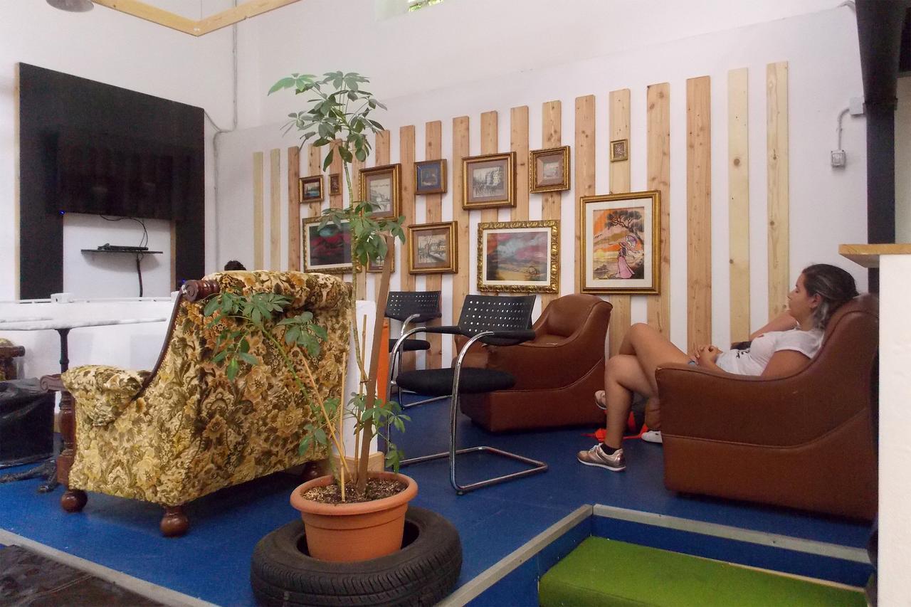 Hostel Colours Milano Ngoại thất bức ảnh